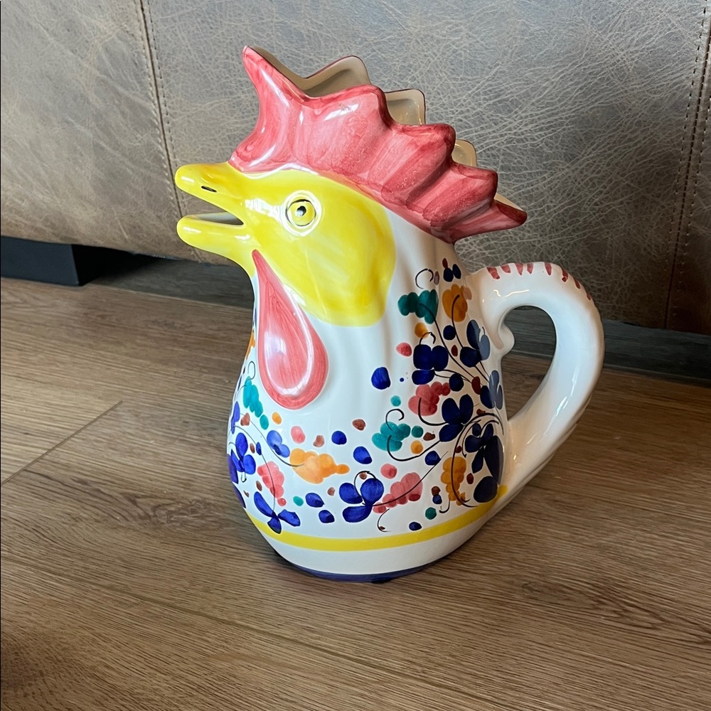 Vintage Italian Deruta Ceramic Hand Painted
Rooster Pitcher 9.25" tall